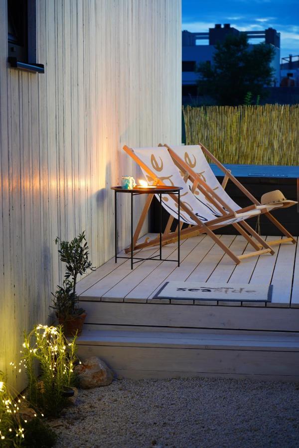 Boutique Style Eco-Beachhouse, Private Jacuzzi Privlaka  Exterior foto